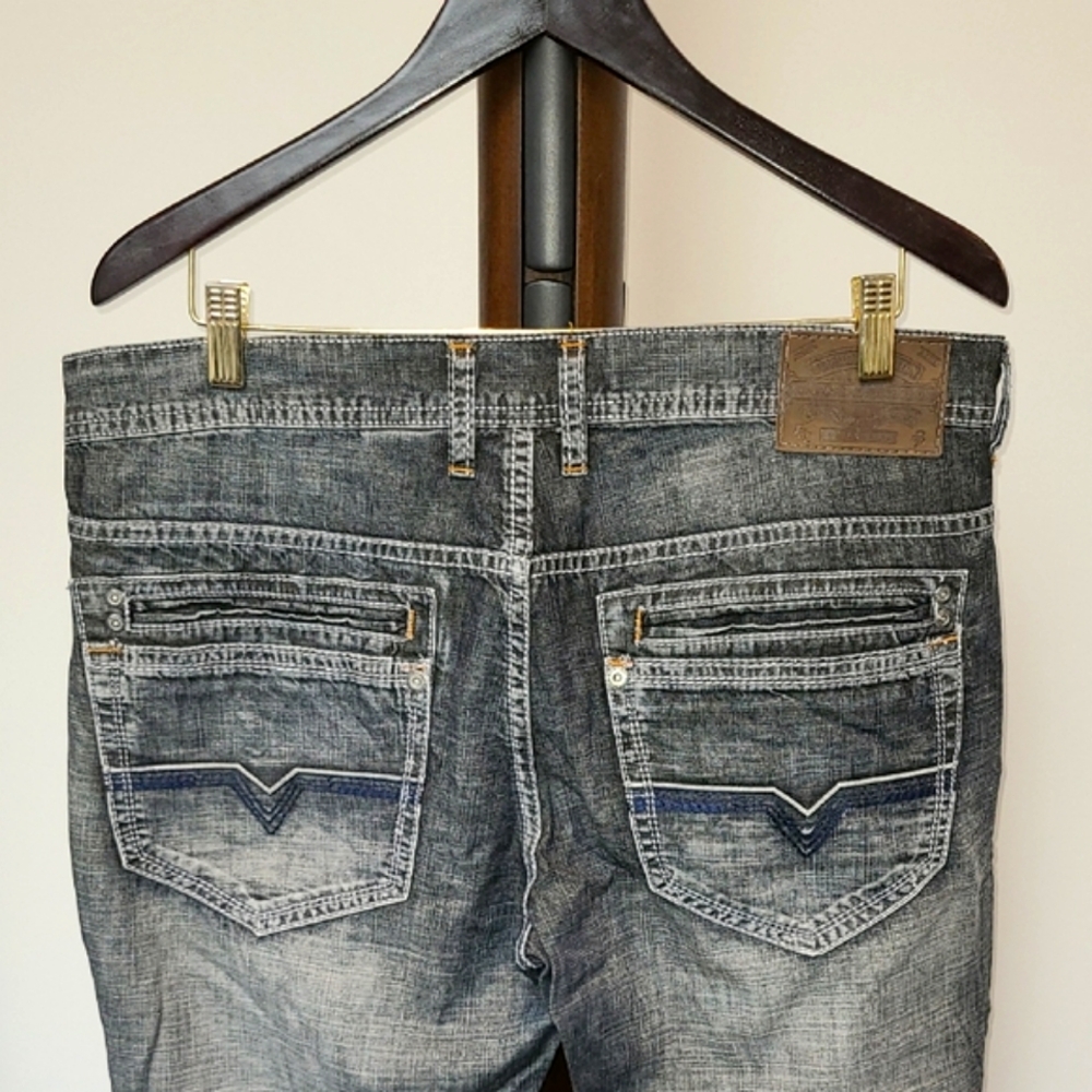 New. Buffalo David Bitton Distressed Black Jeans. Size 36x32
